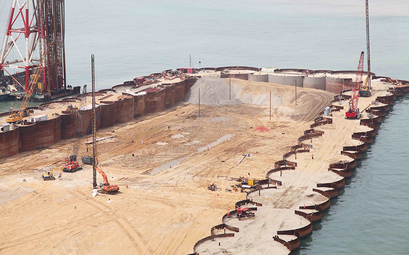 港珠澳大桥岛隧工程东人工岛地基处理工程